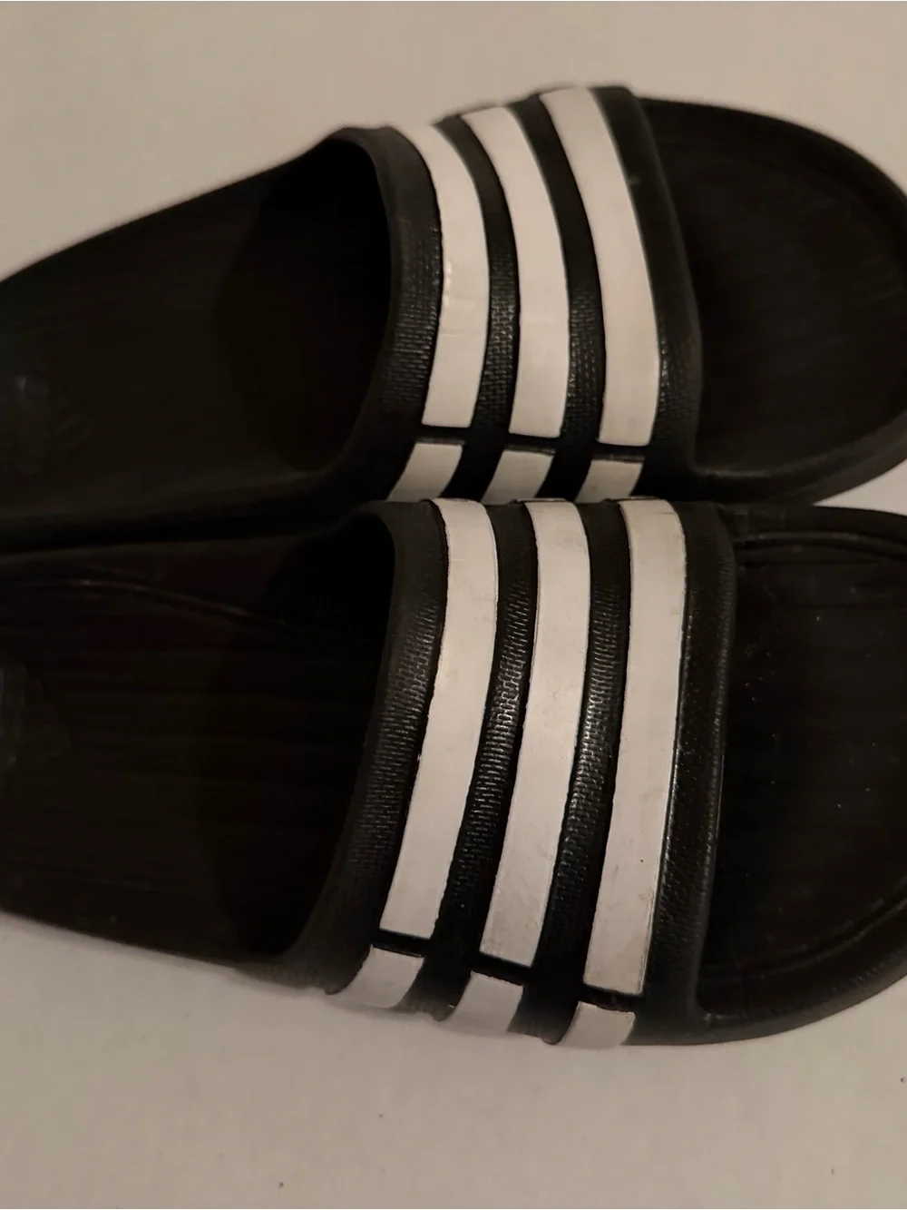 #198 Adidas Kids Black and White Slide Sandals size 1